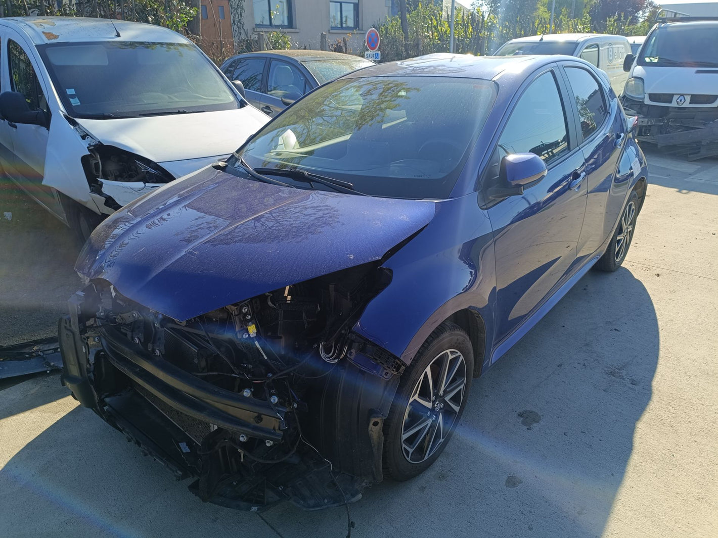 TOYOTA YARIS - 116H GR SPORT - ESSENCE + HYBRIDE HNR - VHU 2025 1254