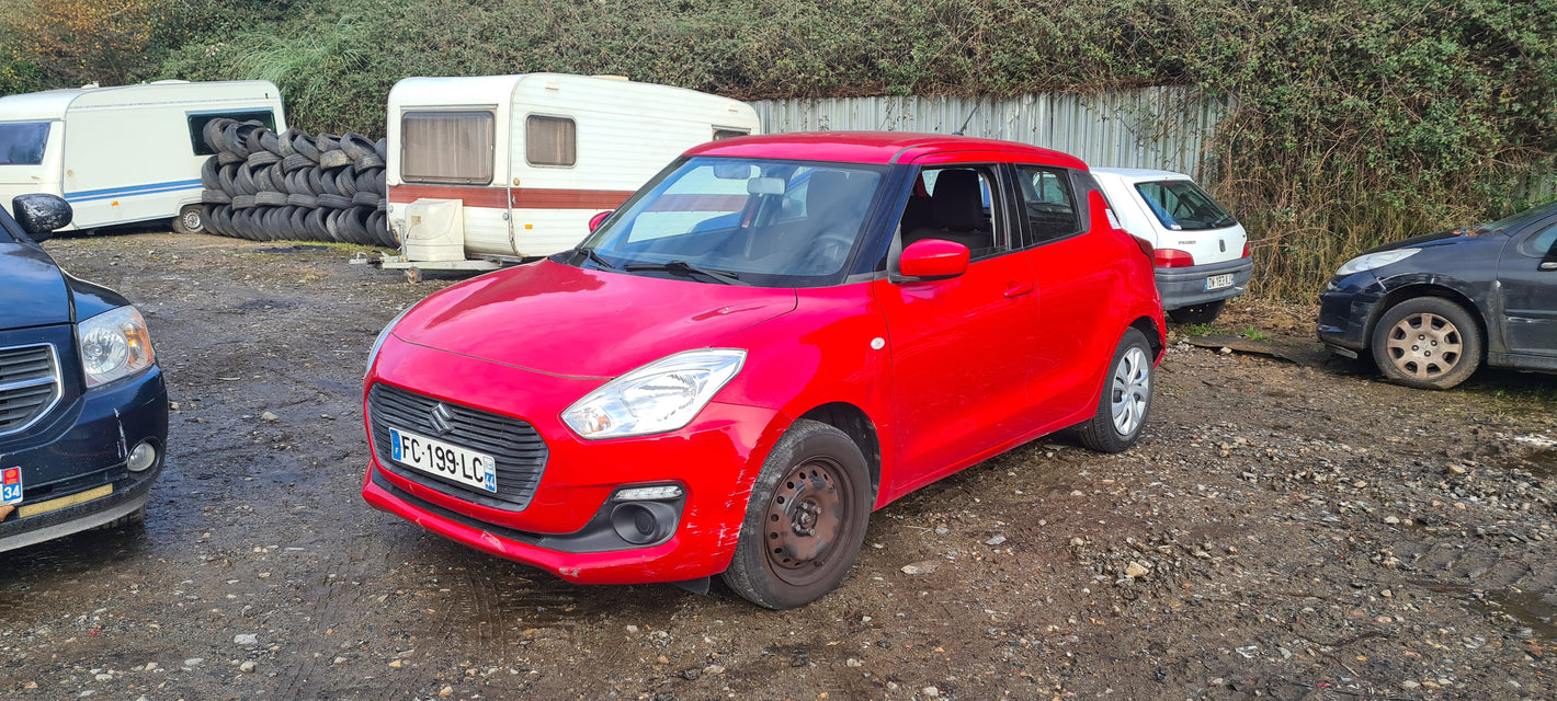 SUZUKI SWIFT - 1.2 DJET - ESSENCE - VHU 2024 3549