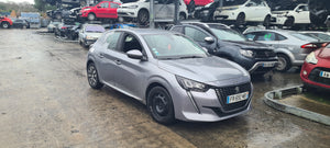 PEUGEOT 208 - 1.2 PURETECH - ESSENCE - VHU 2025 0528