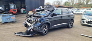 PEUGEOT 3008 - 1.2 PURETECH - ESSENCE - VHU 2025 0795