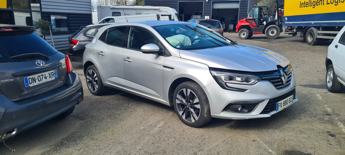RENAULT MEGANE - BDCI 115 - GAZOLE - VHU 2025 0823