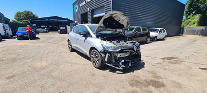 RENAULT CLIO IV - TCE 90 GENERATION - ESSENCE - VHU 2025 1310