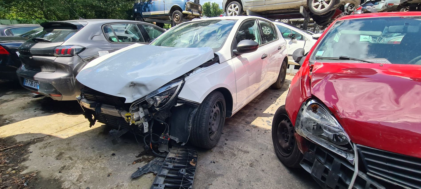 PEUGEOT 308 II - 1.5 BLUE HDI - GAZOLE - VHU 2025 1519