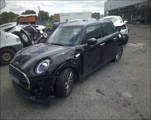 MINI MINI - COOPER - ESSENCE - VHU 2024 1934