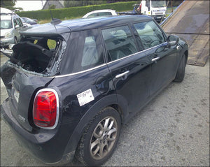 MINI MINI - COOPER - ESSENCE - VHU 2024 1934