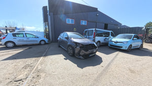 TOYOTA YARIS - 1.5 116H - ESSENCE + ELECTRIQUE HNR - VHU 2025 1001