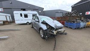 PEUGEOT 308 II - 1.2 PURETECH - ESSENCE - VHU 2025 1026
