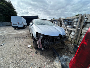 RENAULT MEGANE IV - 1.5 BLUE DCI - GAZOLE - VHU 2025 1205